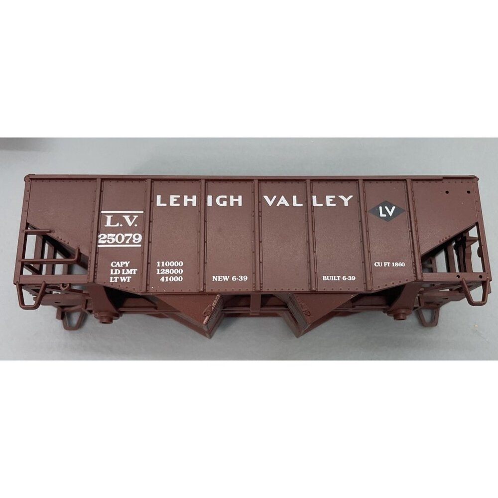 Stewart HO Lehigh Valley 25079 Fishbelly 55 Ton 6 Panel 2 Bay Hopper Train Car - Picture 2 of 12